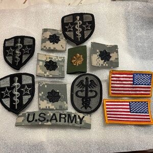 Military Patches Set with US Army and Flag Designs